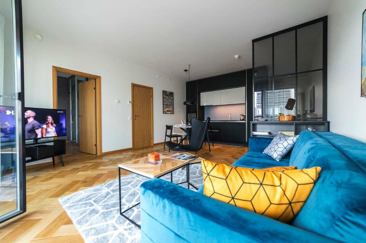 Modern Luxury Apartment In City Centre 탈린 외부 사진