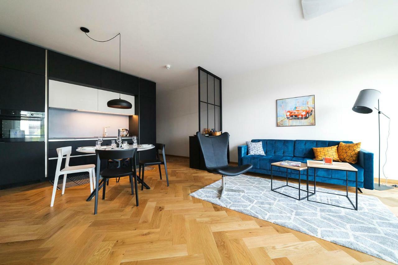 Modern Luxury Apartment In City Centre 탈린 외부 사진