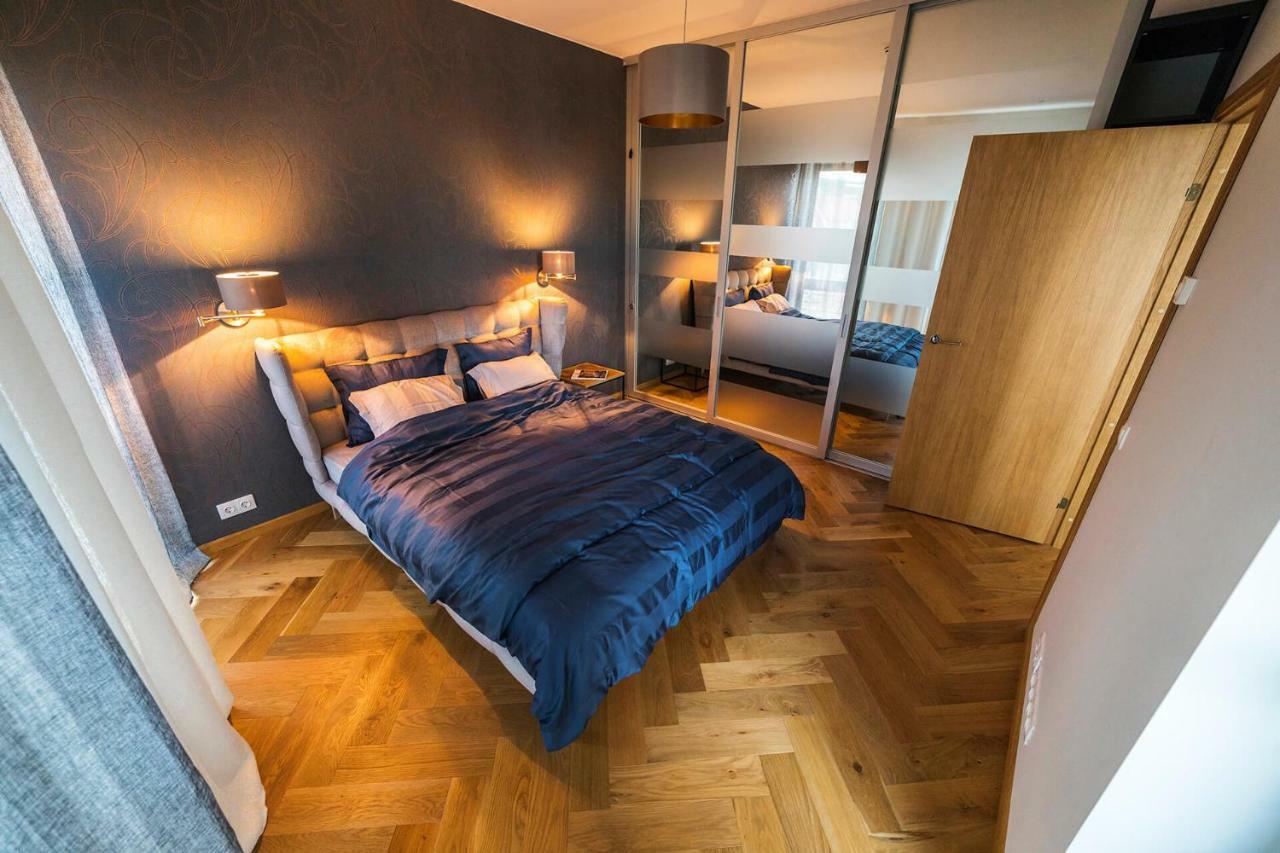 Modern Luxury Apartment In City Centre 탈린 외부 사진