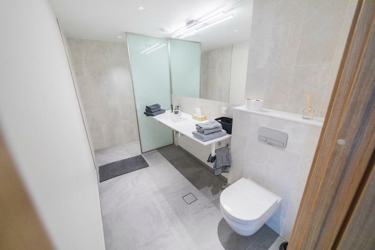 Modern Luxury Apartment In City Centre 탈린 외부 사진